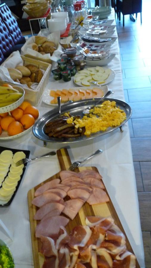Hotel Rodizio UG Wolfsburg Esterno foto